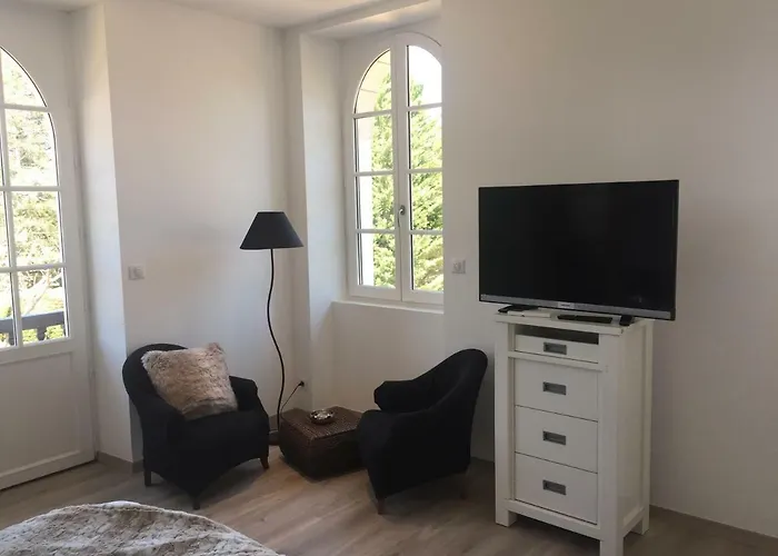 Harriet * Uhart-Cize